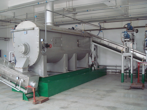 連續(xù)碾混機(jī)